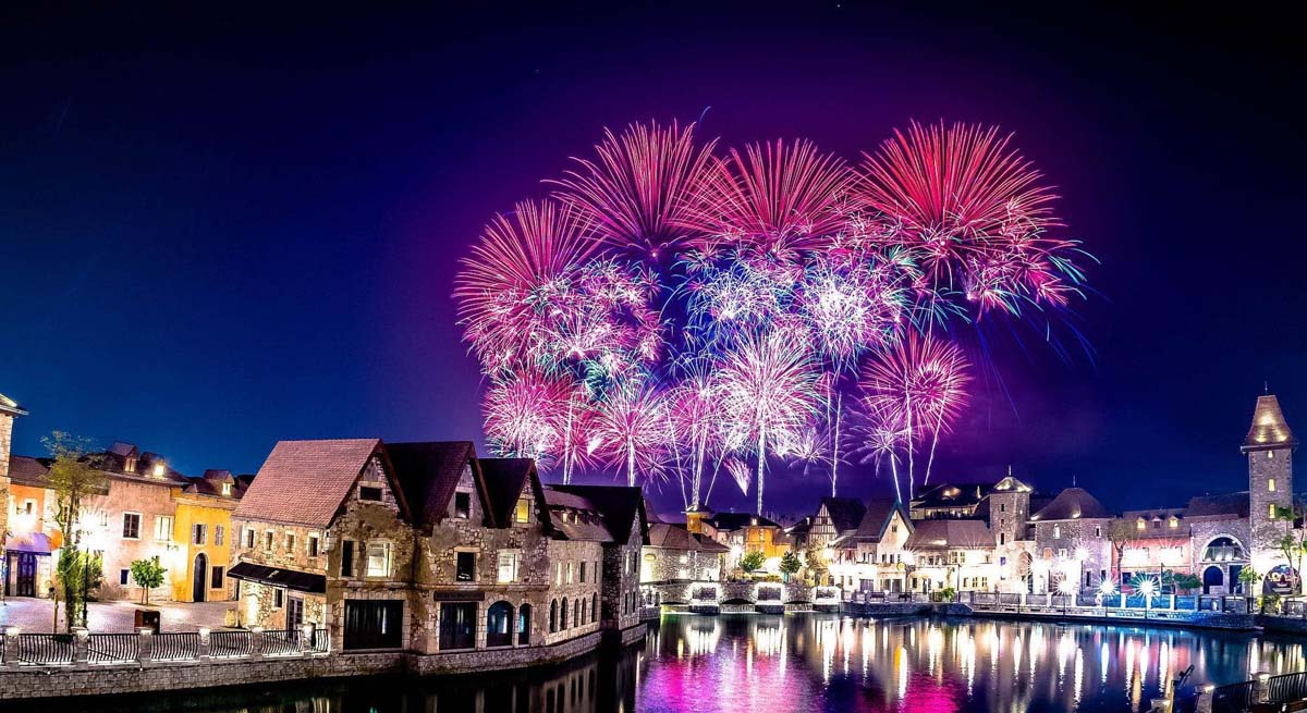Dubai Parks Riverland Fireworks
